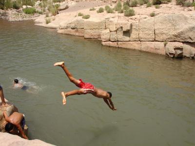 hada imade in el wahda kayplong� m3a rasso